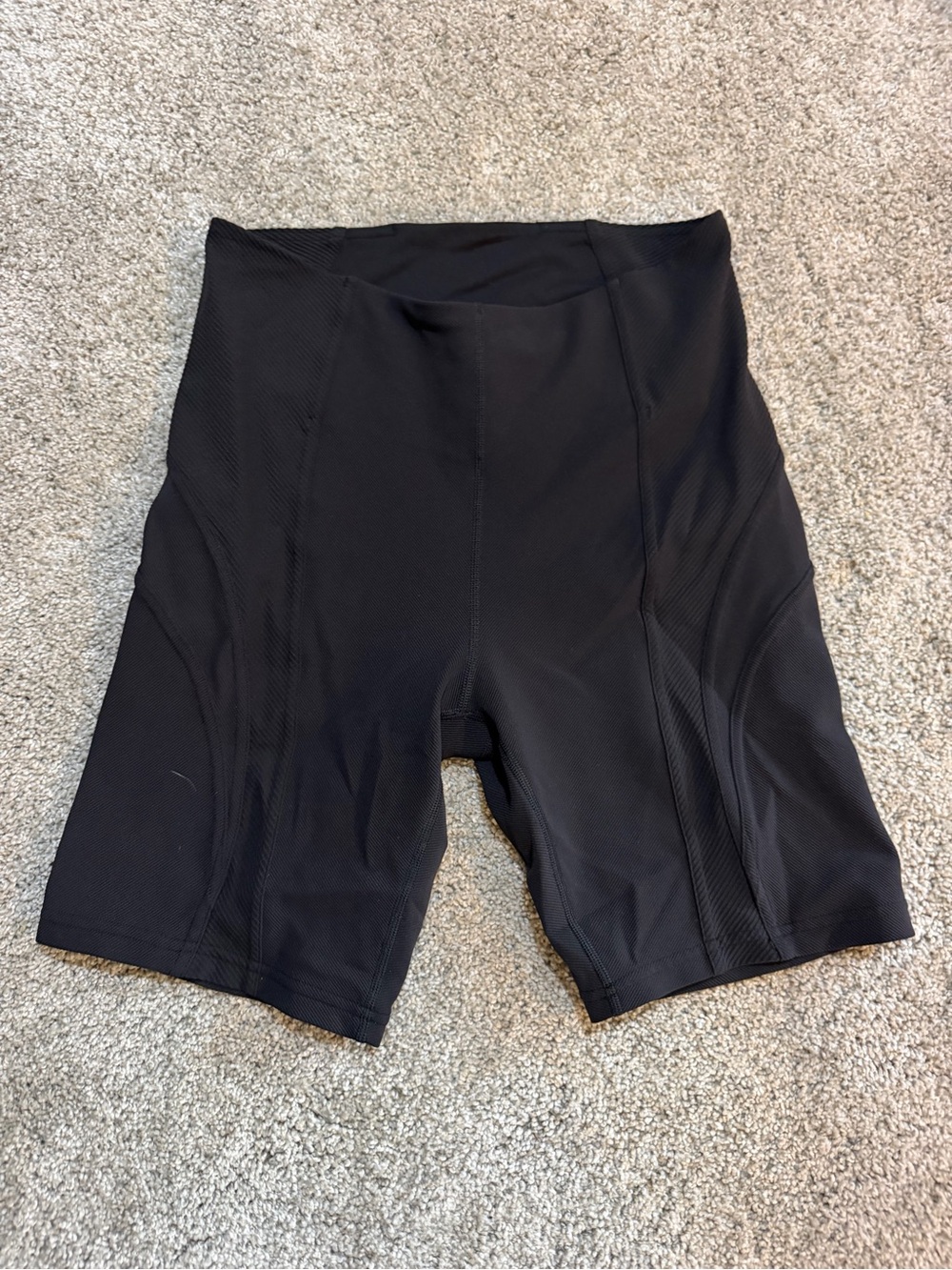 Lululemon High-Waist Black Women's bike shorts size 8